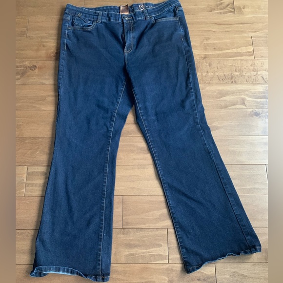 Love & Legend Jeans - Plus Size - Picture 4 of 4